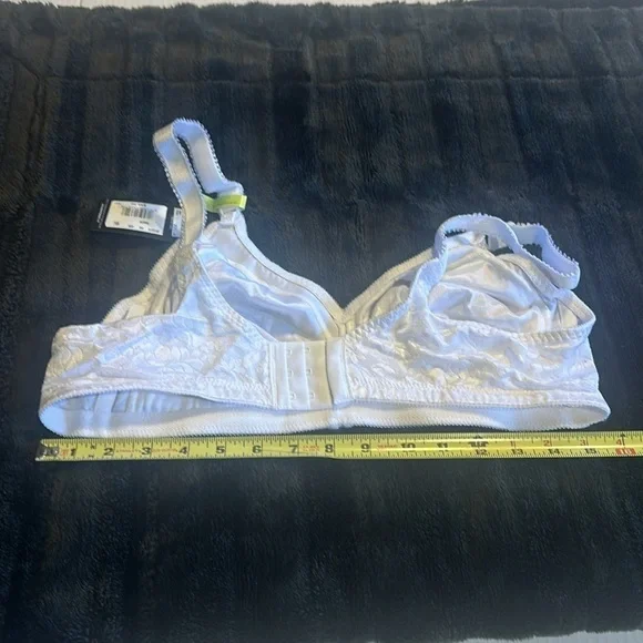 NWT Bali Classic support cool comfort fabric white bra 42B w flower designs - Picture 5 of 9